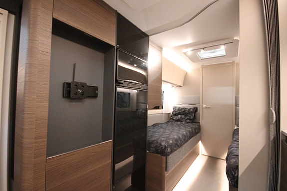 Adria Alpina 613 UT Ny! 10 of 16