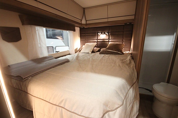 Kabe Travel Master RX780LXL Mercedes Bens 16 of 22