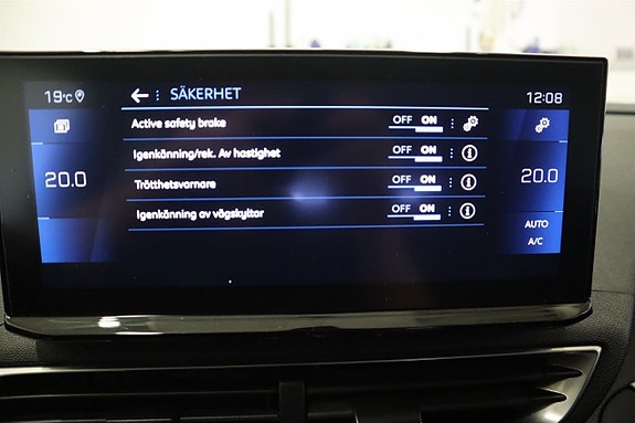 Peugeot 3008 23 of 30