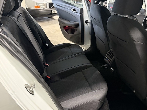 Volkswagen Golf I 7 of 13