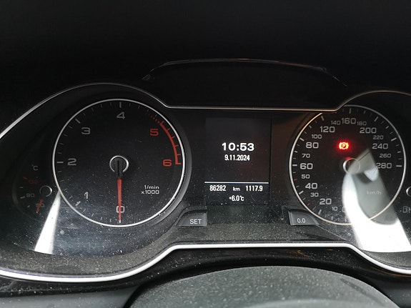 Audi A4 9 of 11