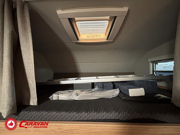 Weinsberg CaraHome 650 DG / 2030 mil 21 of 27