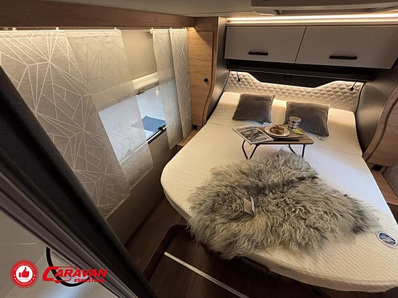 Knaus L!ve Wave Platinum Selection 700 LX / Automat / Queenbed 17 of 27