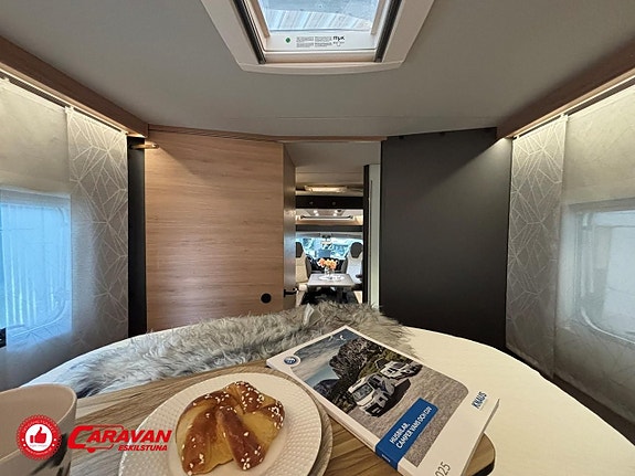 Knaus L!ve Wave Platinum Selection 700 LX / Automat / Queenbed 5 of 27