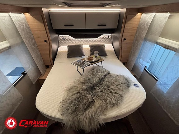 Knaus L!ve Wave Platinum Selection 700 LX / Automat / Queenbed 15 of 27