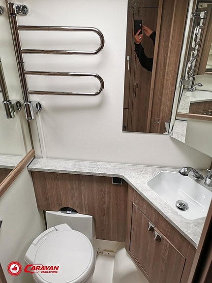 Kabe Royal 740 GLE B14 KS / AC / EL-markis 19 of 23
