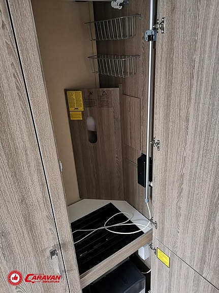 Kabe Royal 740 GLE B14 KS / AC / EL-markis 12 of 23