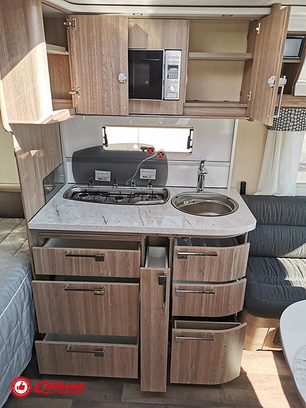Kabe Royal 740 DGDL KS / AC 8 of 25