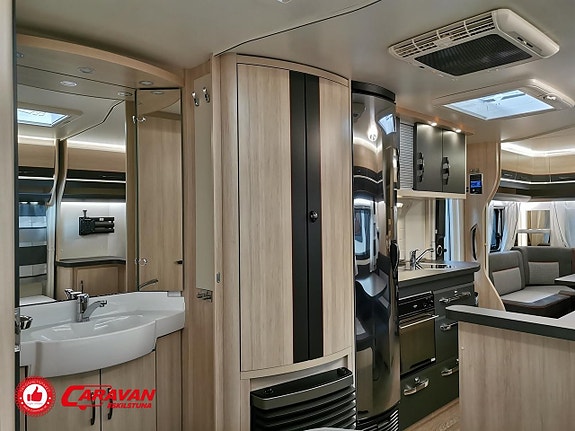 Hobby 650 KMFE DE LUXE EDI 8 of 26