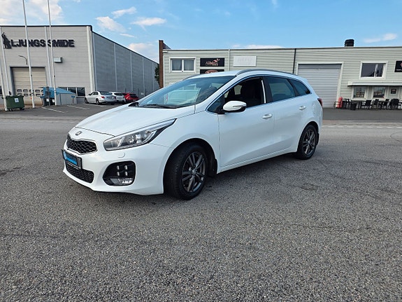 Kia Ceed 2 of 10