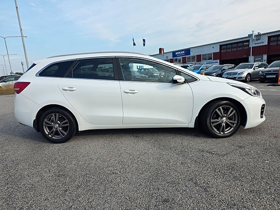 Kia Ceed 4 of 10
