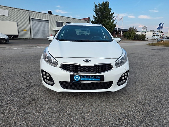 Kia Ceed 3 of 10