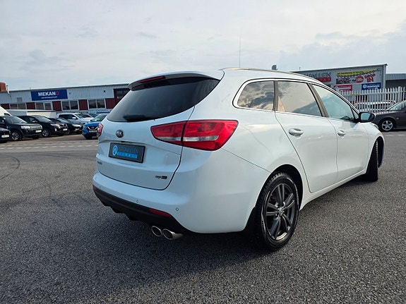 Kia Ceed 5 of 10