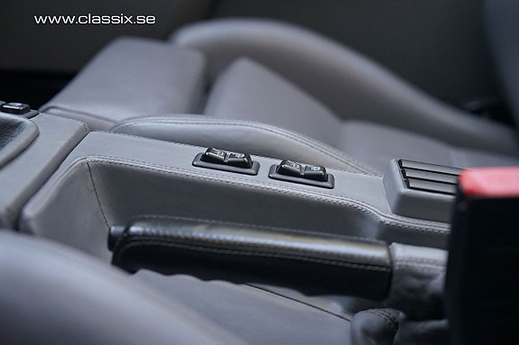 BMW 325i 10 of 15