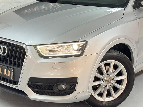 Audi Q3 3 of 5