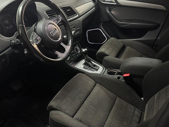 Audi Q3 13 of 22