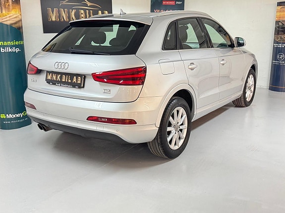 Audi Q3 8 of 22