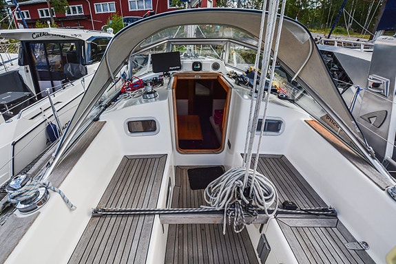 Hallberg-Rassy 310 3 of 5