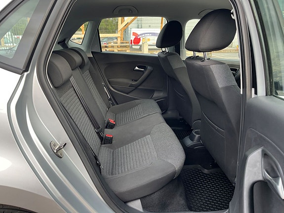 Volkswagen Polo 15 of 22