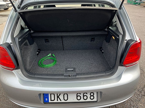 Volkswagen Polo 22 of 22