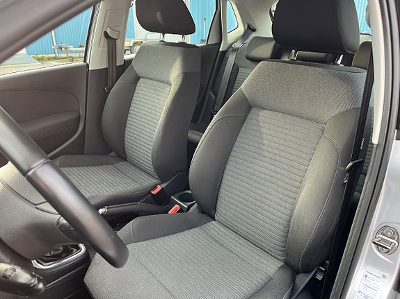 Volkswagen Polo 11 of 22