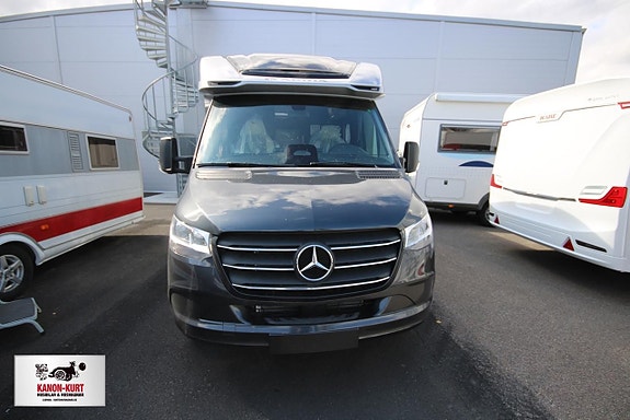 Adria Matrix Supreme Mercedes 670 DC 2 of 18