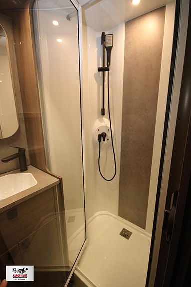 Kabe Imperial Travel Master I 810 LT - kampanj 19 of 20
