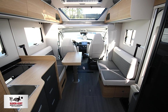 Adria Coral 670 DL 60Y Edition 11 of 19