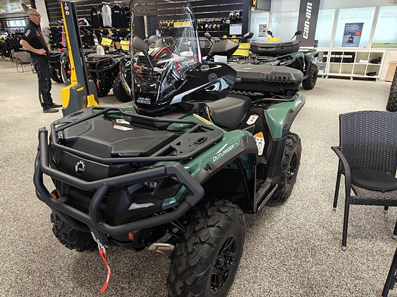 Can-Am Outlander PRO XU T HD7 T3b Färdigt utrustad