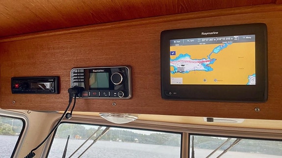 Targa 35+  HiFly 2 x D6 350 21 of 27