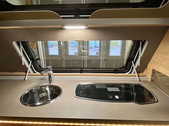 Knaus Sudwind 650 PXB 6 of 18