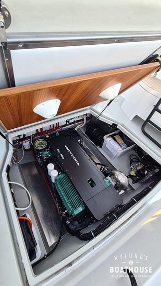 Sargo 31 Explorer | Volvo Penta D6-400A-G, DPI-A 20 of 20