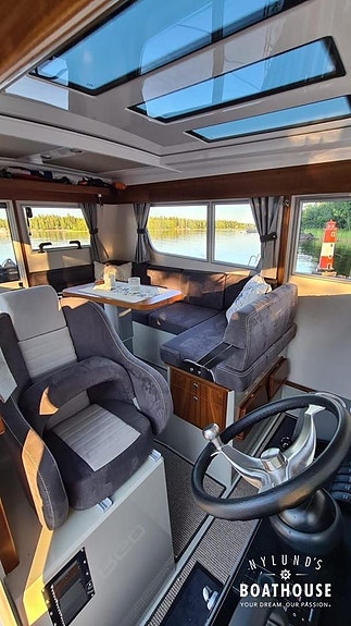 Sargo 31 Explorer | Volvo Penta D6-400A-G, DPI-A 13 of 20