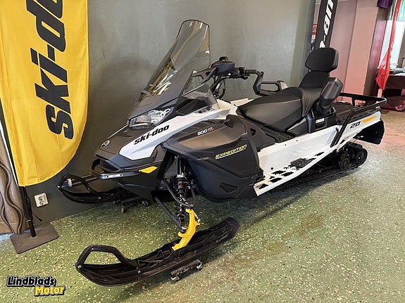 Ski-doo Expedition