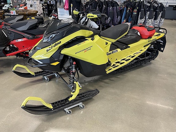 Ski-Doo Backcountry X-RS 850 E-TEC Turbo R 51mm 10.25" KAMPANJ