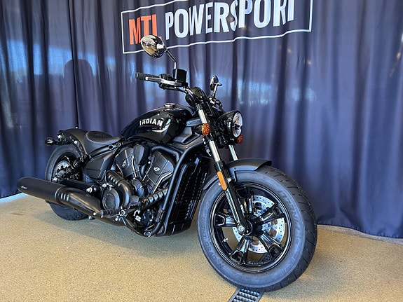 Indian Scout Bobber Sixty 2 of 6