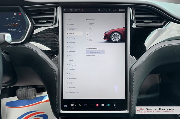 Tesla Model S 15 of 17