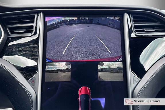 Tesla Model S 17 of 17