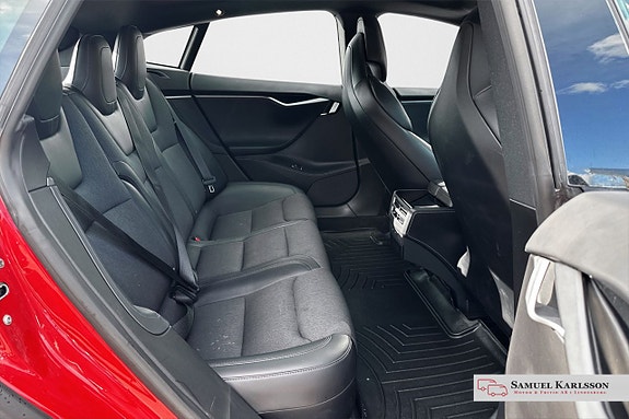 Tesla Model S 12 of 17