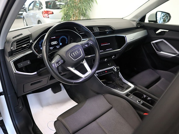 Audi Q3 7 of 10