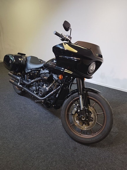 Harley-Davidson Low Rider ST 117 /FXLRST/PRISSÄNKT 4 of 9