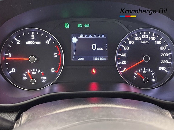 Kia Sportage 10 of 23