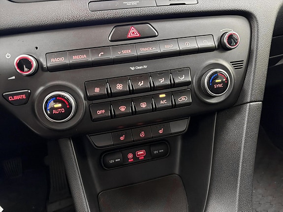 Kia Sportage 12 of 24