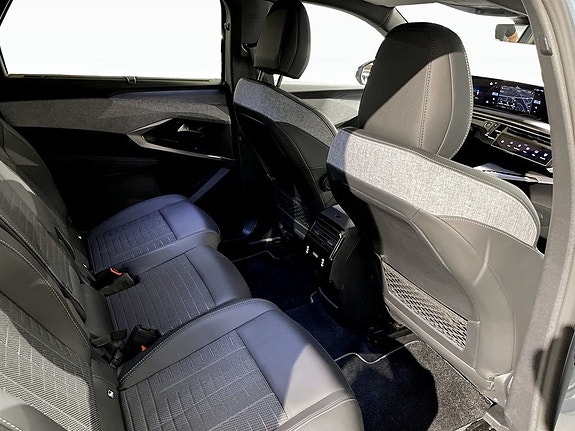 Peugeot 5008 12 of 14