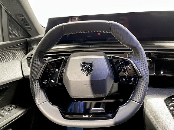 Peugeot 5008 7 of 14
