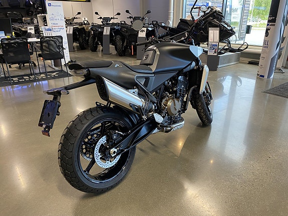 Husqvarna SVARTPILEN 801 - KAMPANJ 3 of 4