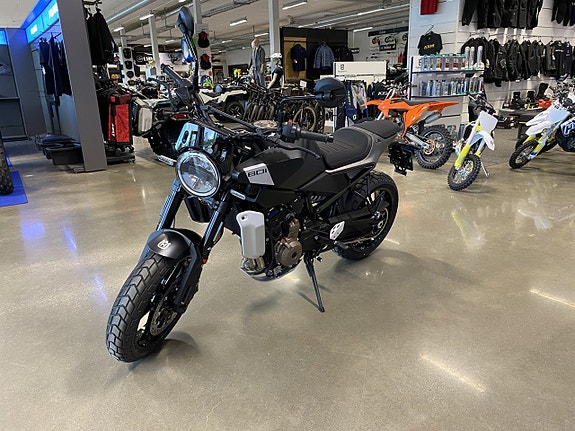 Husqvarna SVARTPILEN 801 - KAMPANJ 2 of 4