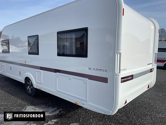 Adria Adora 593 UK* Demopris + 3,95% Ränta* 2 of 12