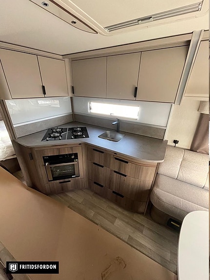 Kabe Royal 600 XL KS 8 of 16
