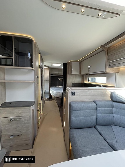 Kabe Royal 600 CXL KS 6 of 20